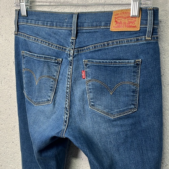 Levi’s 311 Shaping Skinny Medium Wash Stretchy Jeans Mid Rise Slimming Size 27 - Picture 5 of 9